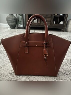 Dooney & Bourke Alto Teresa